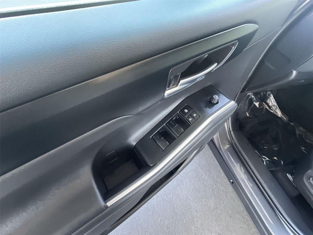 used 2022 Toyota Highlander car, priced at $35,881