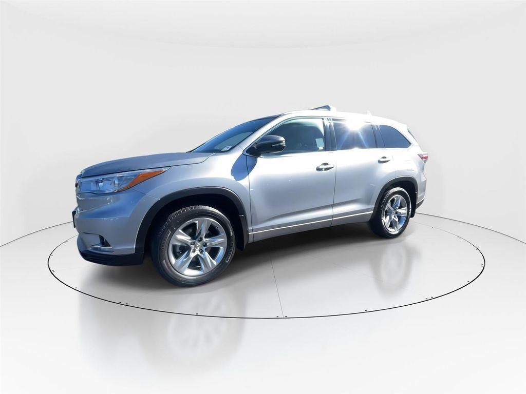 used 2014 Toyota Highlander car, priced at $20,661