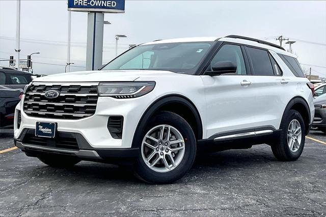 new 2025 Ford Explorer car, priced at $39,280