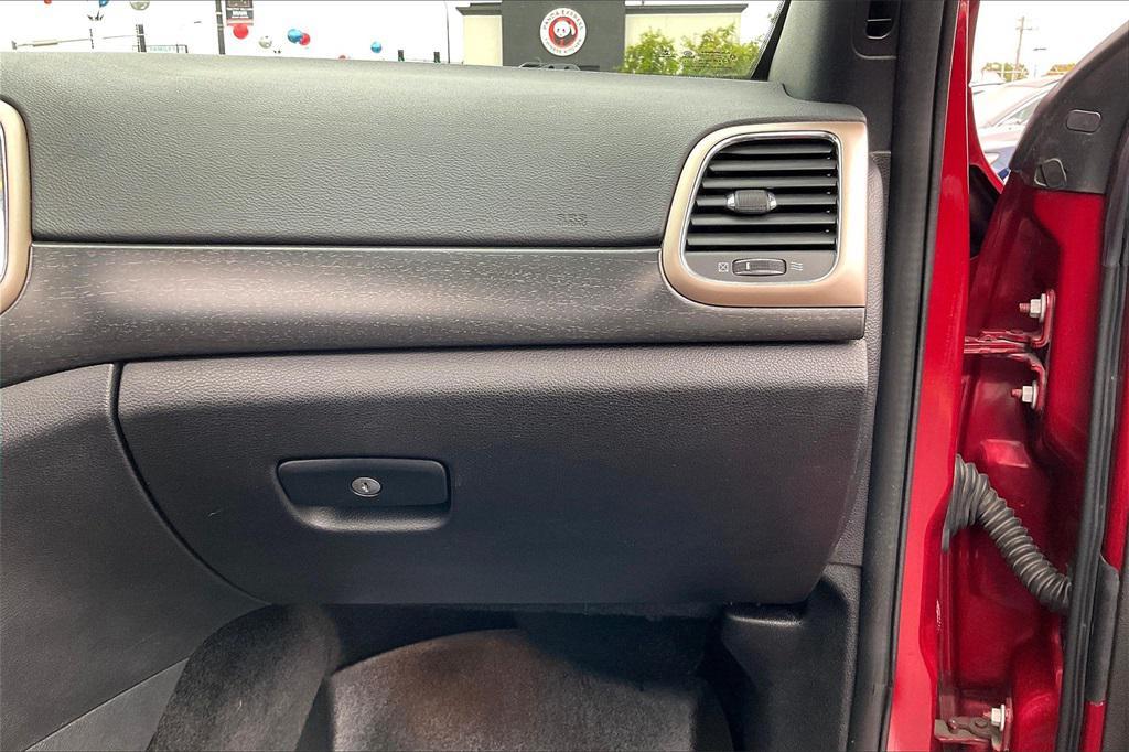 used 2015 Jeep Grand Cherokee car, priced at $14,985