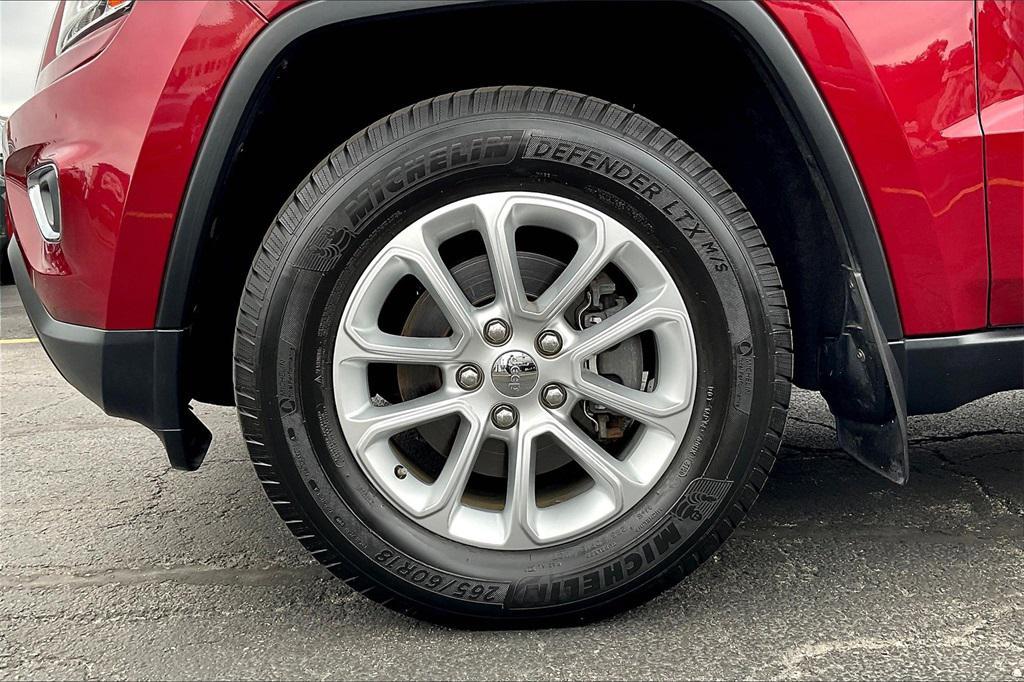 used 2015 Jeep Grand Cherokee car, priced at $14,985