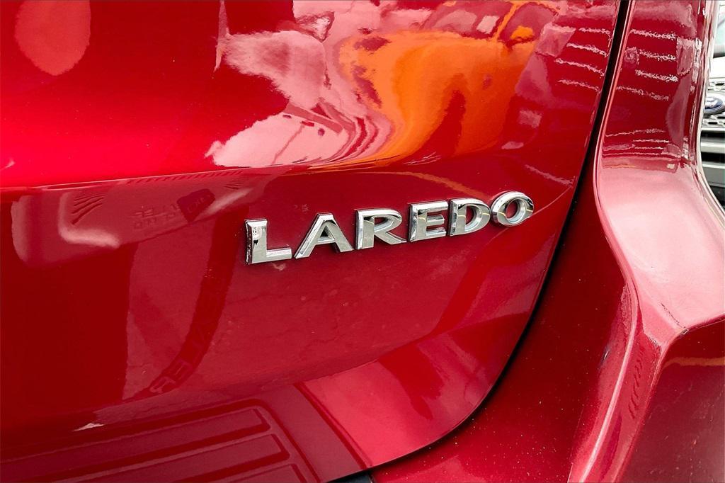used 2015 Jeep Grand Cherokee car, priced at $14,985