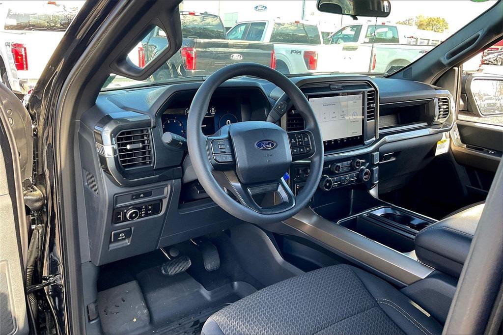 new 2025 Ford F-150 car, priced at $52,354