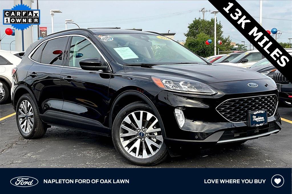 used 2022 Ford Escape car, priced at $27,995