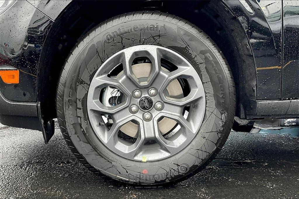 new 2025 Ford Maverick car, priced at $32,233