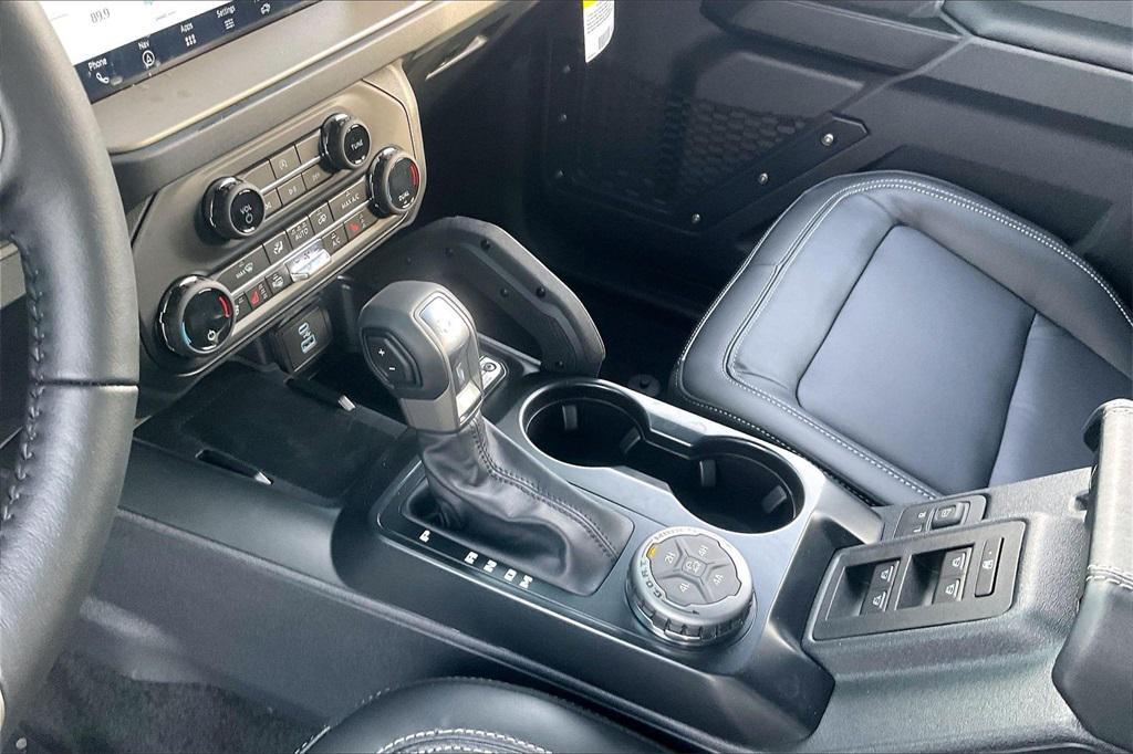 new 2025 Ford Bronco car, priced at $55,024