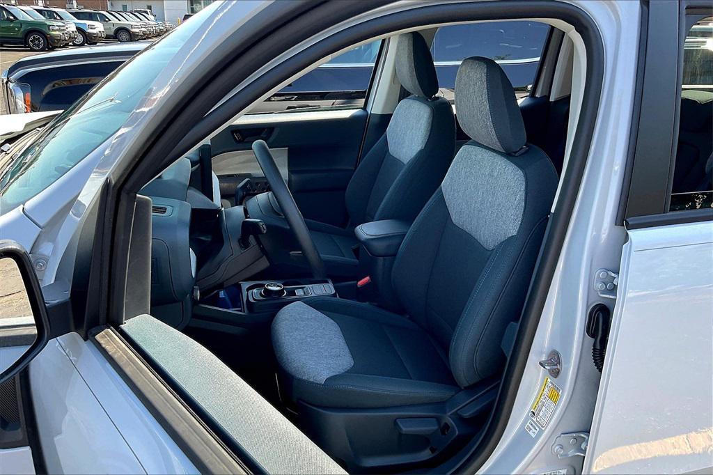 new 2025 Ford Maverick car, priced at $31,041