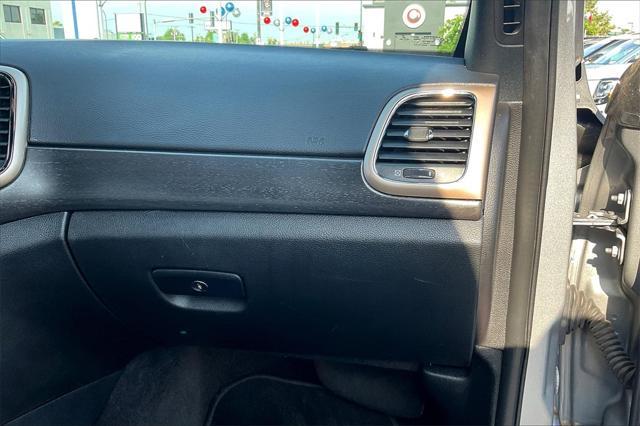 used 2015 Jeep Grand Cherokee car, priced at $14,985