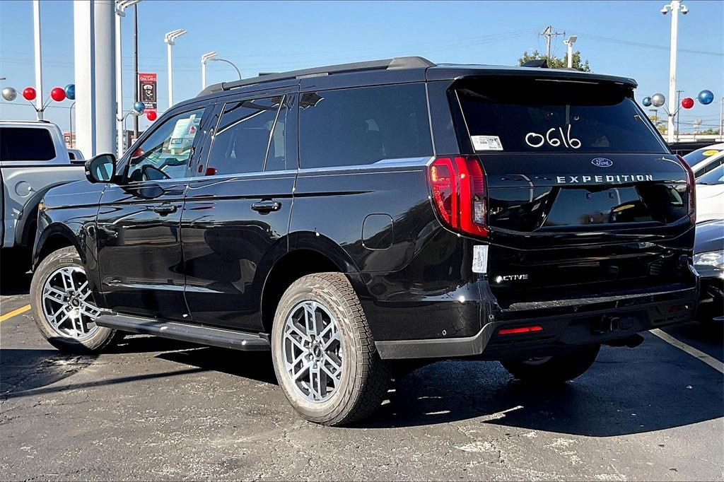 new 2025 Ford Expedition car, priced at $71,730