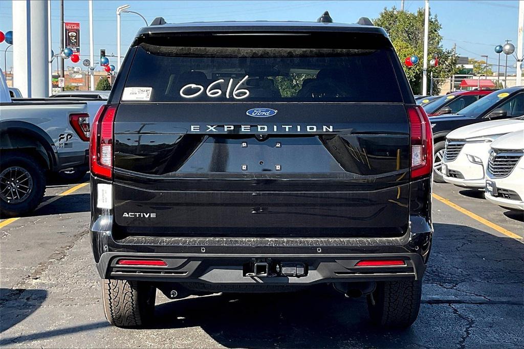 new 2025 Ford Expedition car, priced at $71,730