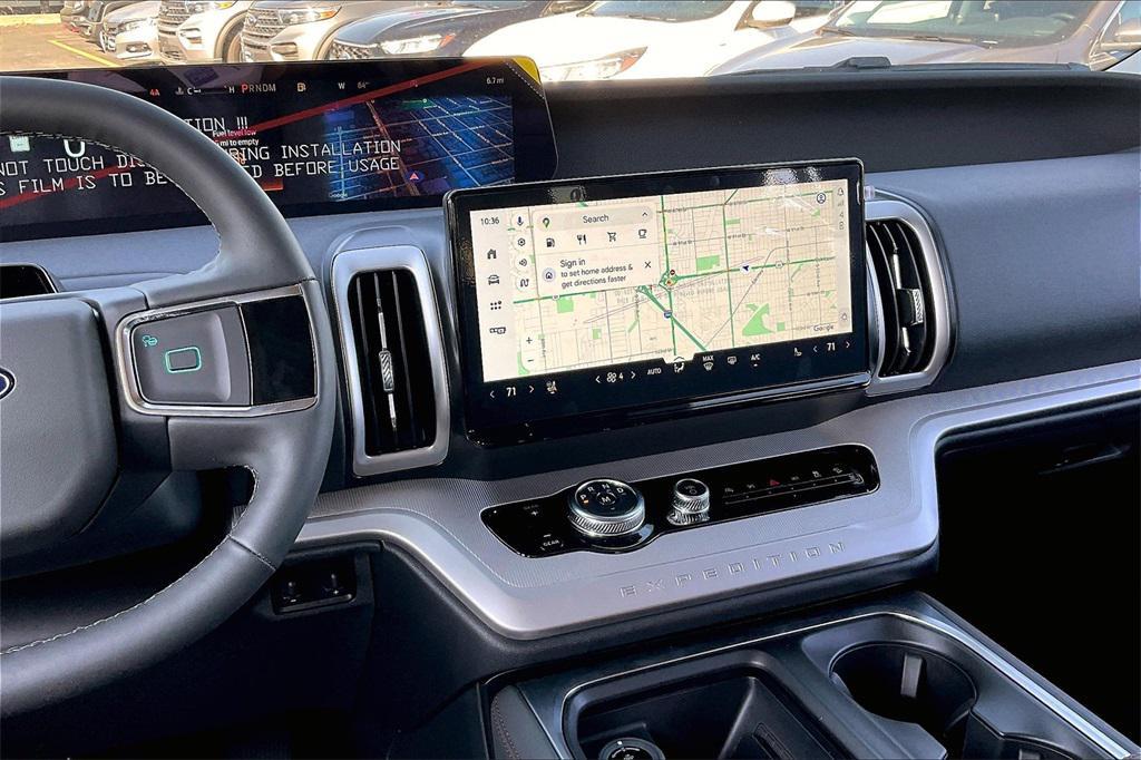 new 2025 Ford Expedition car, priced at $71,730