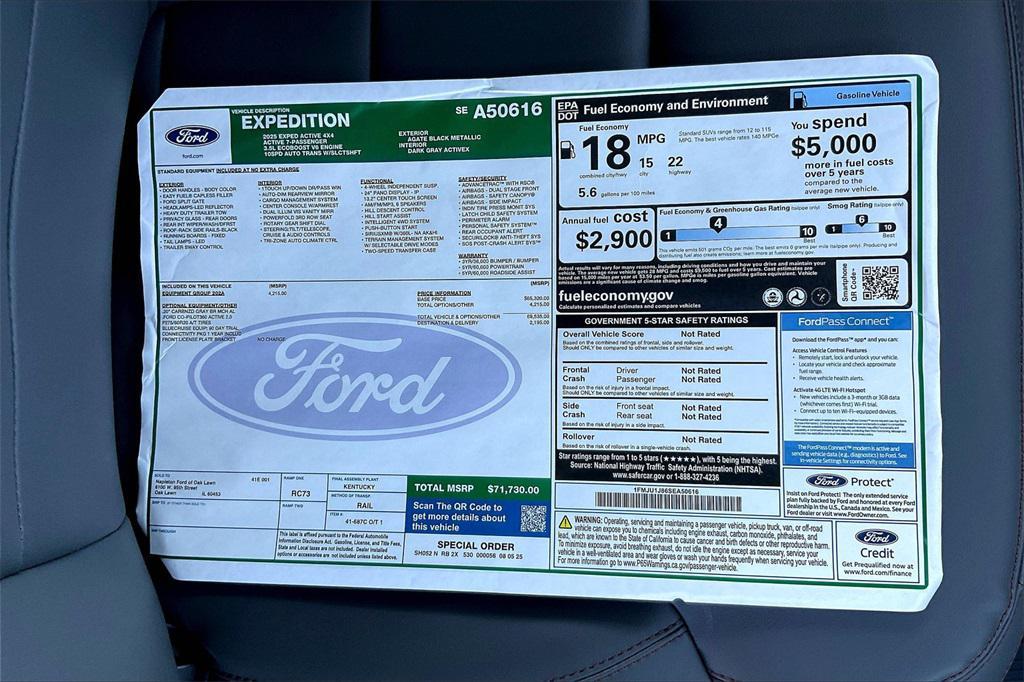 new 2025 Ford Expedition car, priced at $71,730