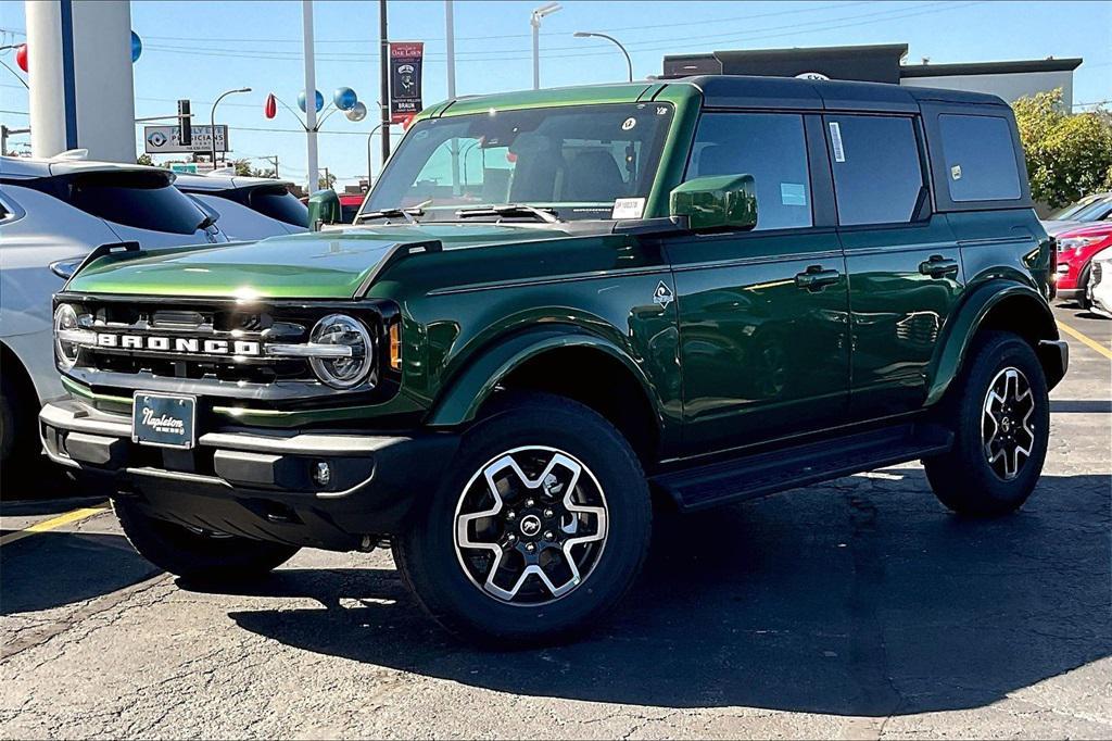 new 2025 Ford Bronco car, priced at $47,948