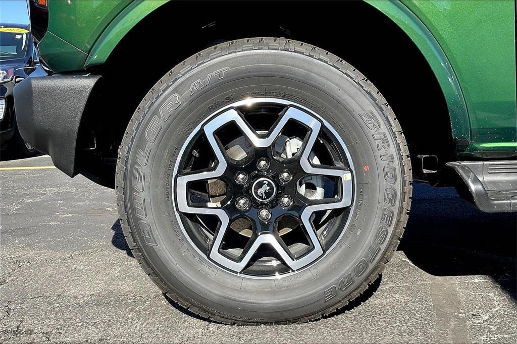 new 2025 Ford Bronco car, priced at $47,948