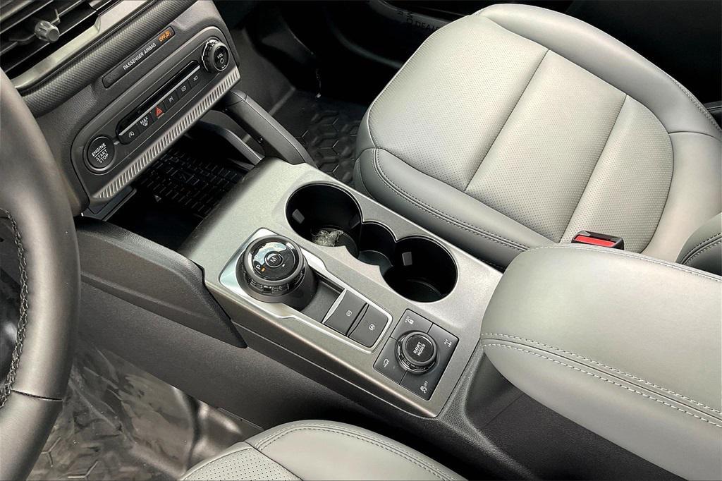 new 2025 Ford Bronco Sport car, priced at $37,582