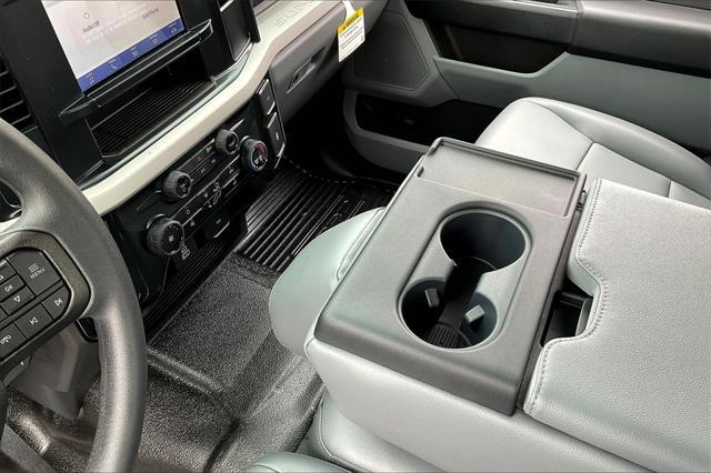 new 2025 Ford F-250 car, priced at $50,457