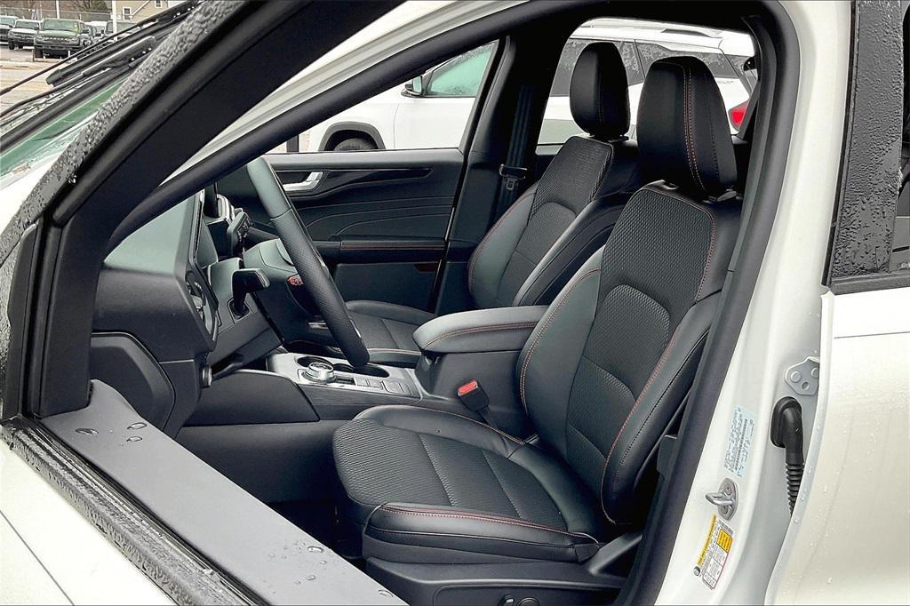 new 2025 Ford Escape car, priced at $26,776