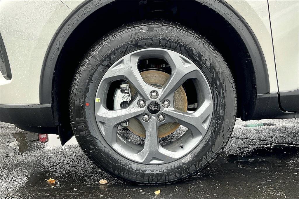 new 2025 Ford Escape car, priced at $26,776