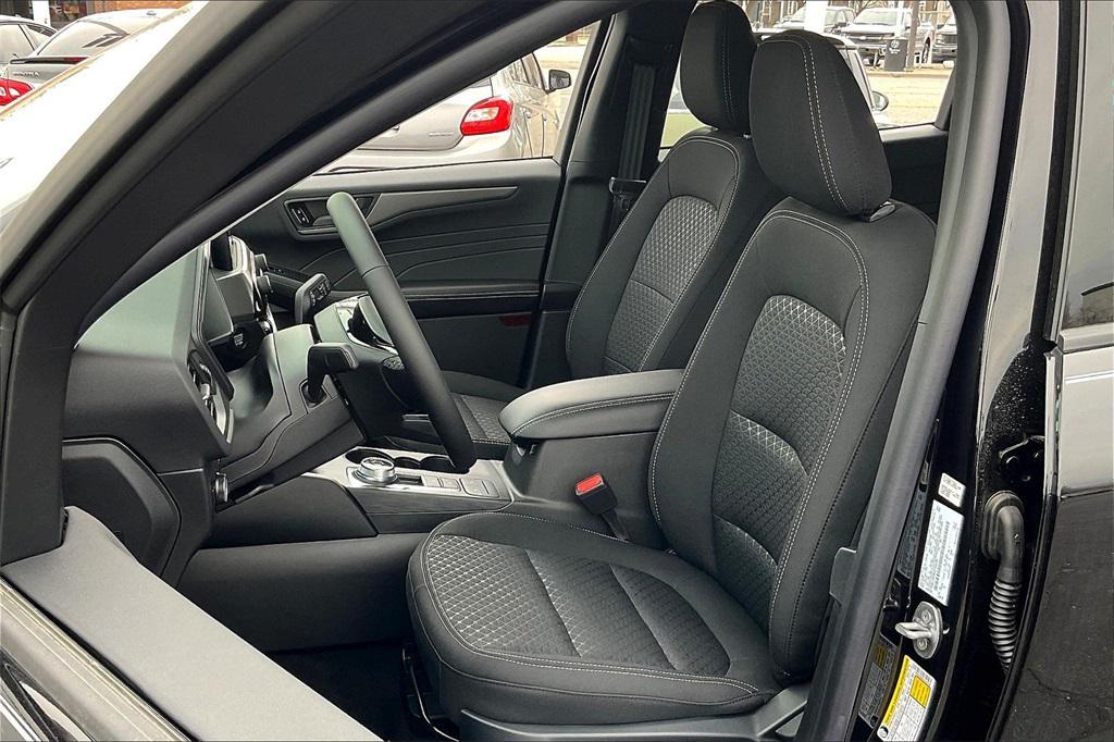 new 2025 Ford Escape car, priced at $26,646