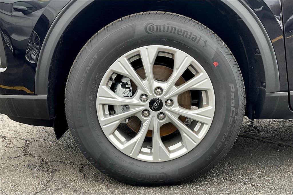 new 2025 Ford Escape car, priced at $26,646