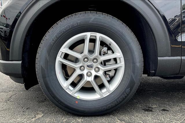 new 2025 Ford Explorer car, priced at $39,347
