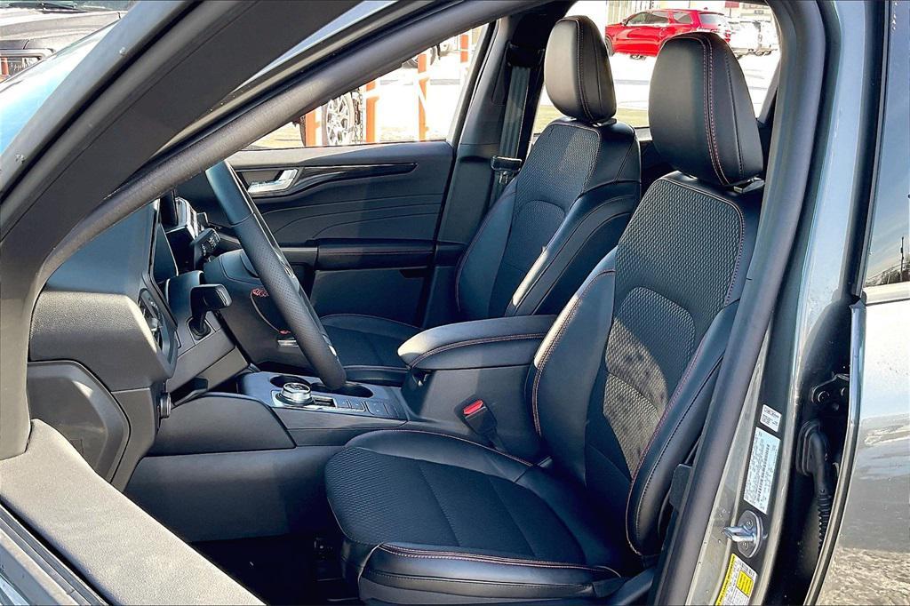 new 2025 Ford Escape car, priced at $29,029