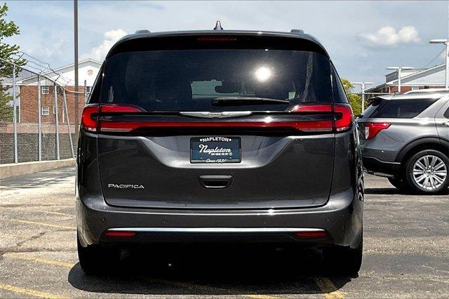used 2021 Chrysler Pacifica car, priced at $23,985