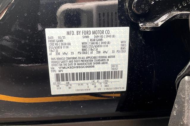 new 2025 Ford Explorer car, priced at $39,347