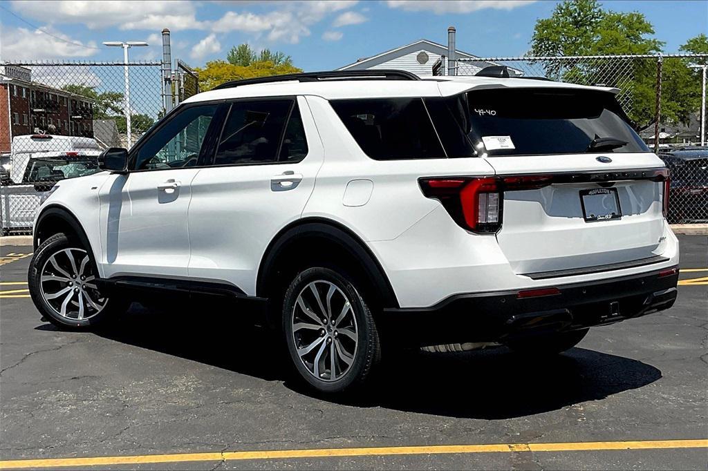 new 2025 Ford Explorer car, priced at $45,245