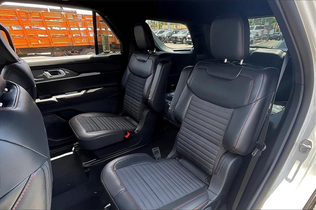 new 2025 Ford Explorer car, priced at $45,245