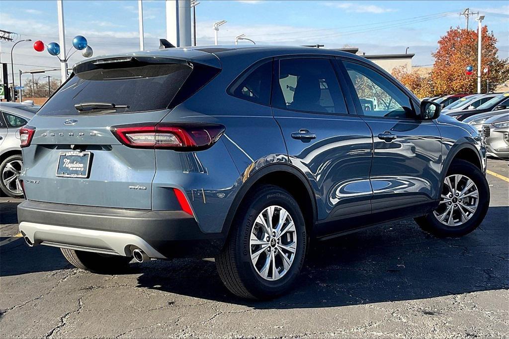used 2025 Ford Escape car, priced at $27,985