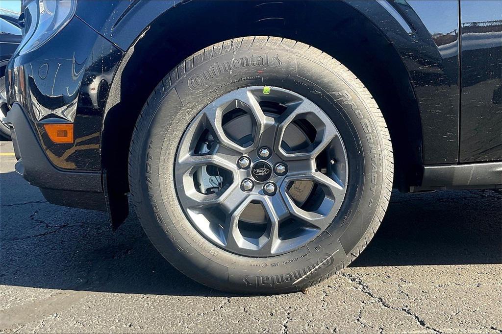 new 2025 Ford Maverick car, priced at $34,588