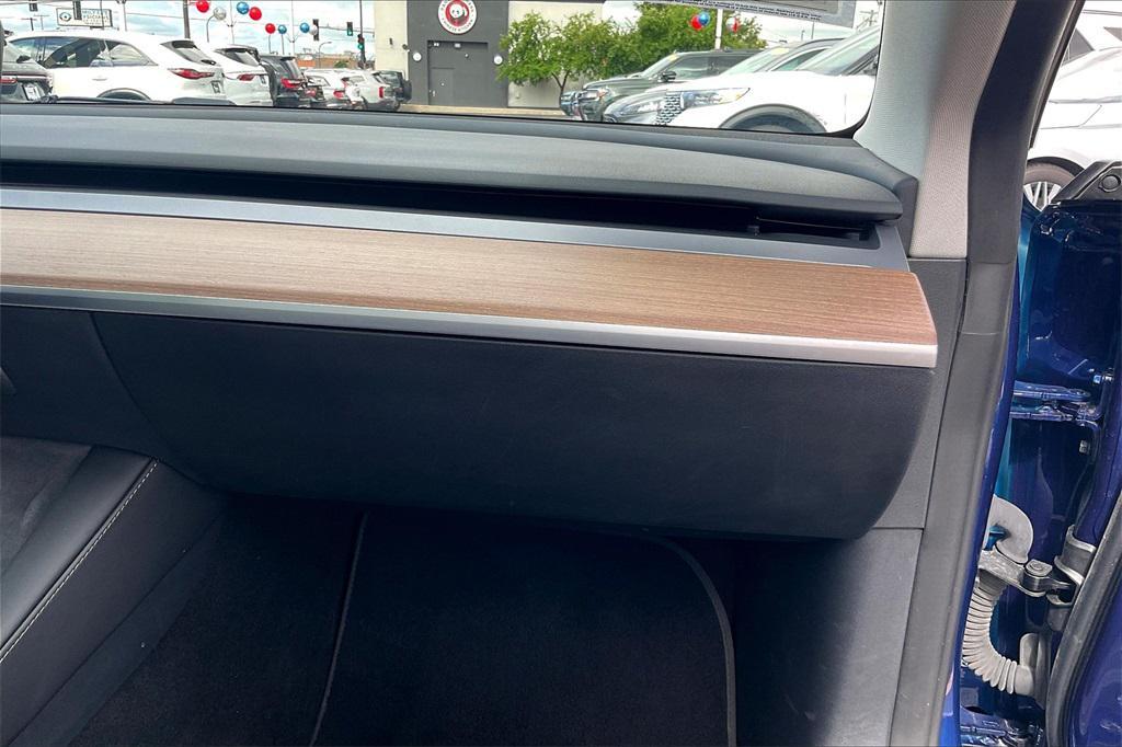 used 2023 Tesla Model 3 car, priced at $28,995