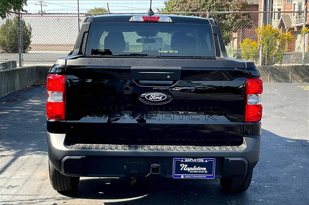 new 2025 Ford Maverick car, priced at $30,262