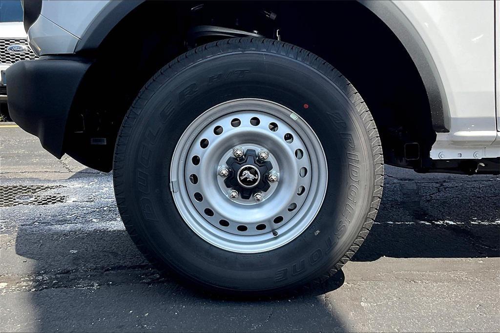 new 2025 Ford Bronco car, priced at $42,340