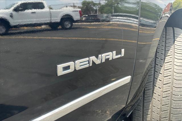 used 2020 GMC Yukon XL car, priced at $40,885