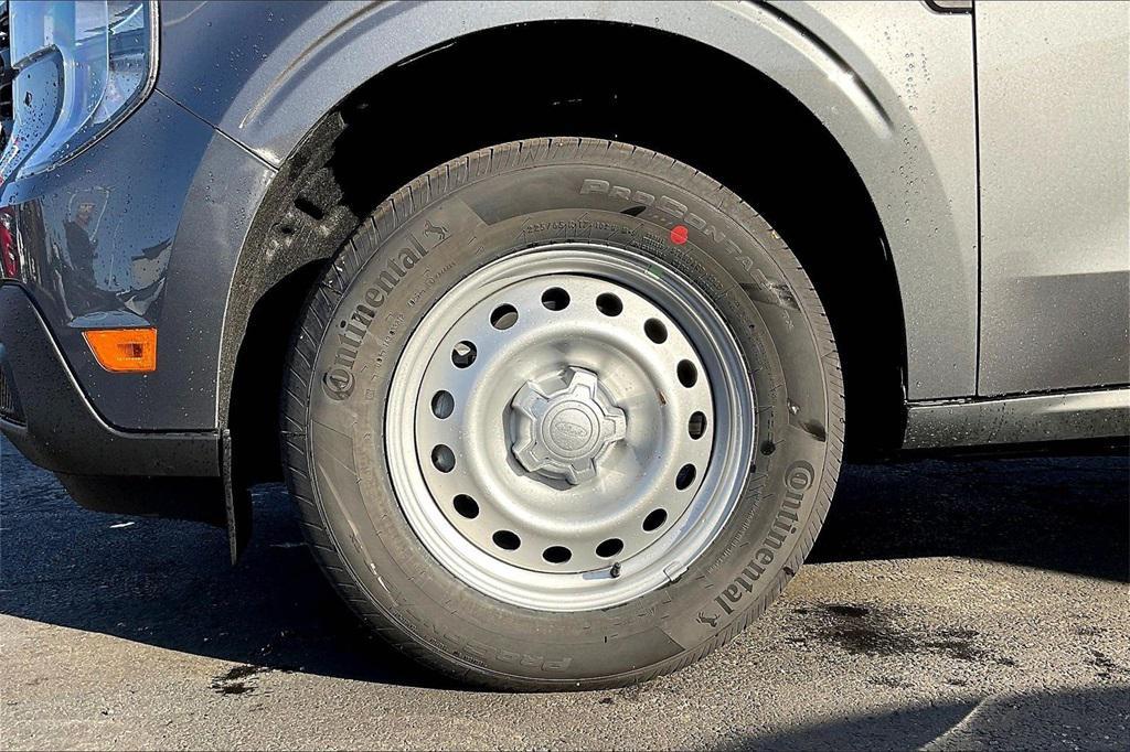 new 2025 Ford Maverick car, priced at $27,682