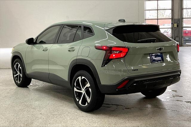 used 2024 Chevrolet Trax car