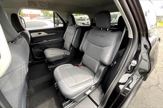 new 2025 Ford Explorer car, priced at $40,140