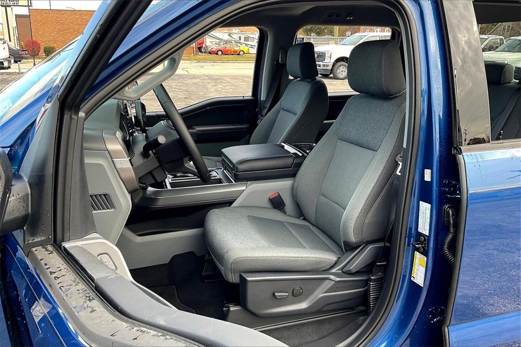 new 2025 Ford F-150 car, priced at $55,659