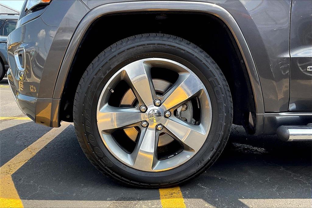 used 2015 Jeep Grand Cherokee car, priced at $19,885