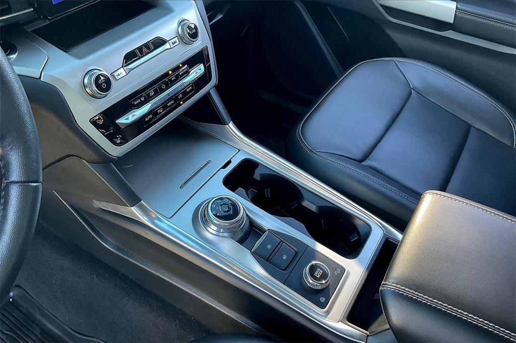 used 2022 Ford Explorer car, priced at $28,995