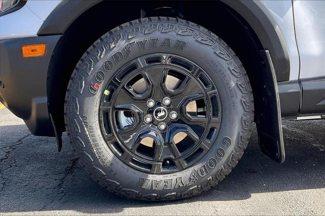 new 2025 Ford Bronco Sport car, priced at $40,140