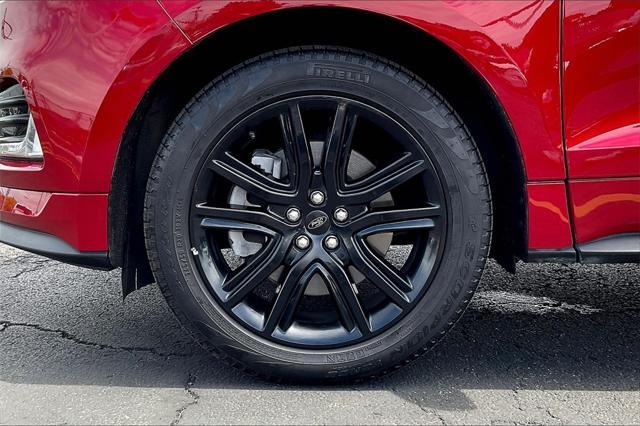 used 2024 Ford Edge car, priced at $37,985