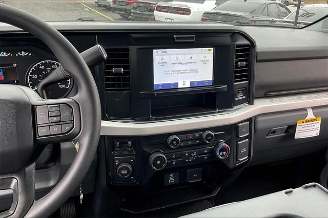 new 2025 Ford F-250 car, priced at $52,741