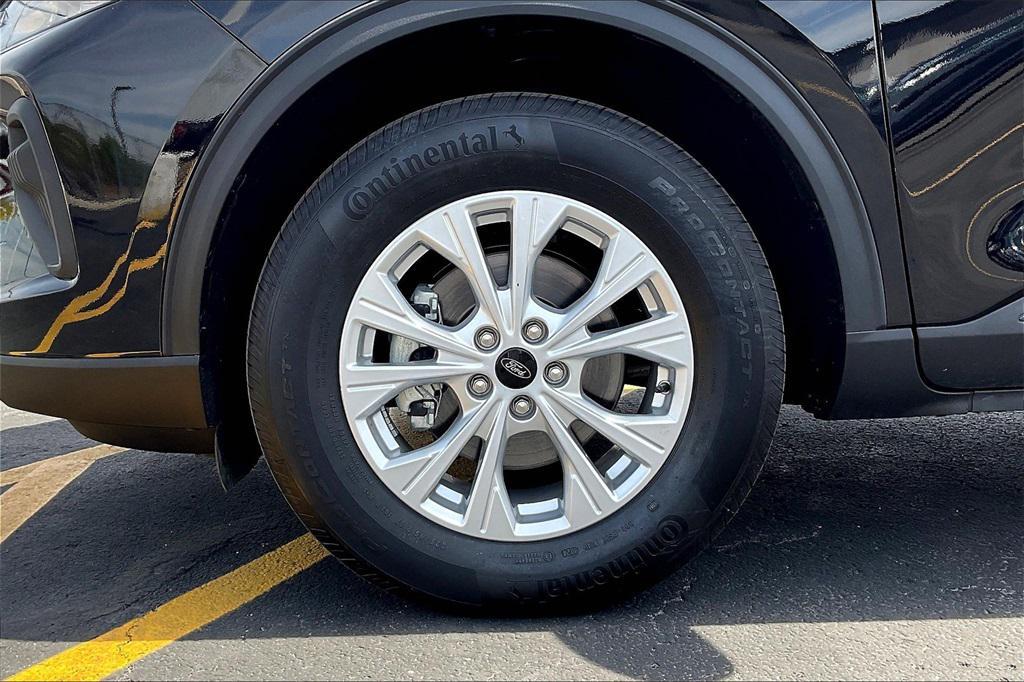 used 2024 Ford Escape car, priced at $21,995