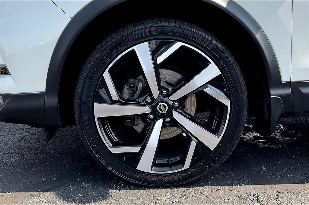used 2021 Nissan Rogue Sport car, priced at $20,995