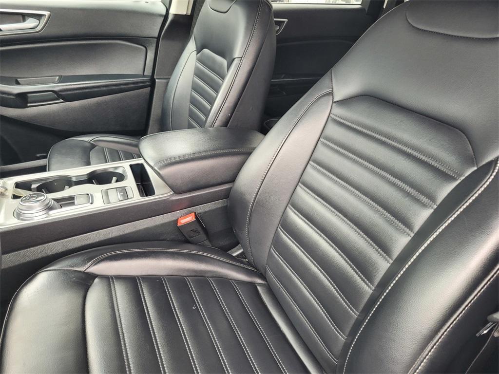 used 2024 Ford Edge car, priced at $23,399