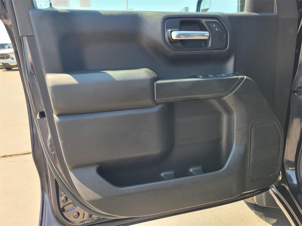 used 2022 Chevrolet Silverado 1500 car, priced at $31,999
