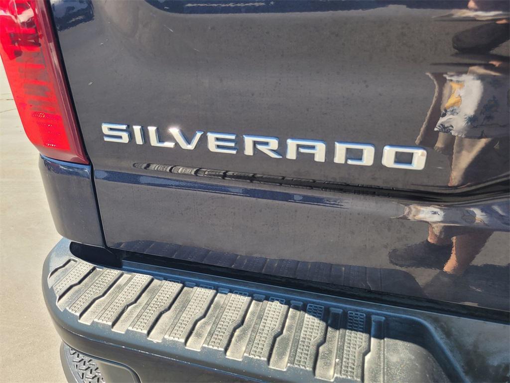 used 2022 Chevrolet Silverado 1500 car, priced at $31,999